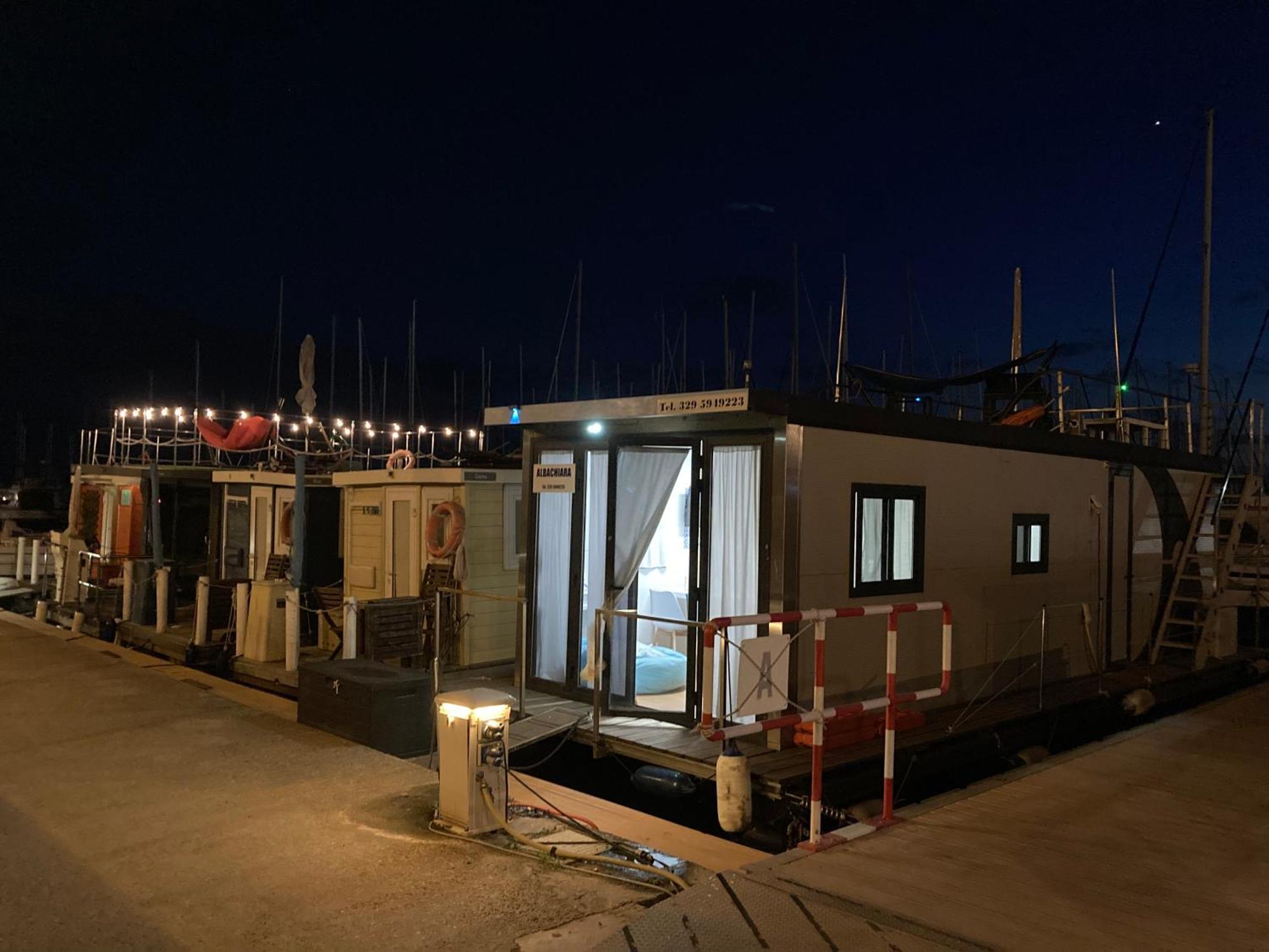 קליארי Houseboat Sardinia Suite מראה חיצוני תמונה
